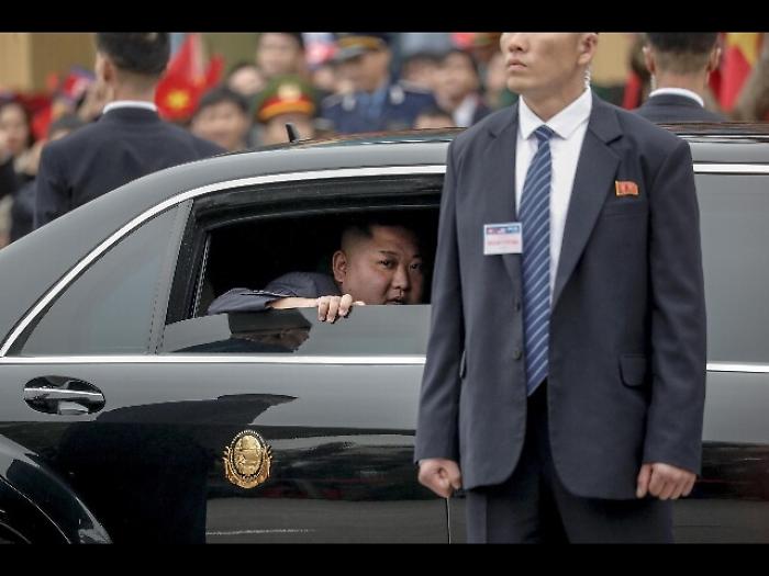 Trump-Kim: leader nordcoreano ad Hanoi