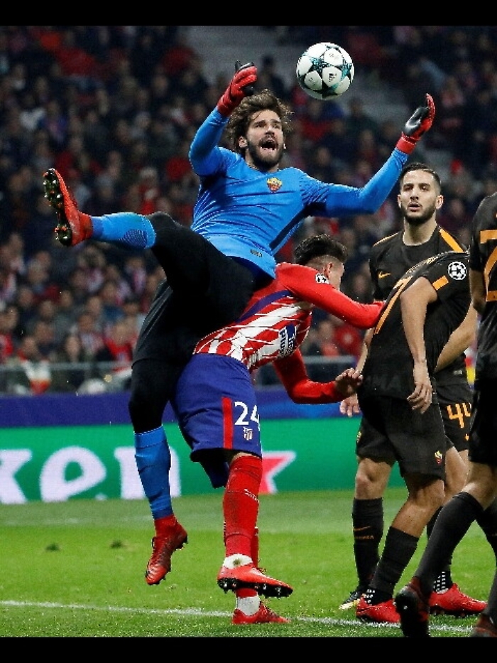 Liverpool pensa a Alisson, pronti 45 mln