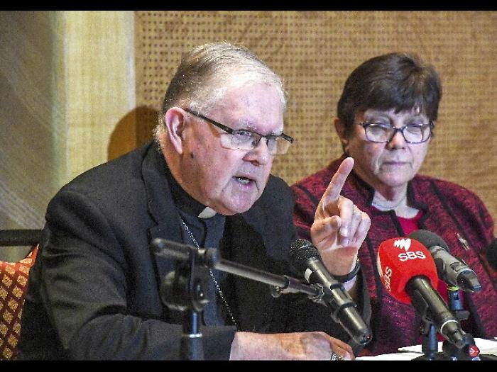 Arcivescovo indagato per copertura abusi