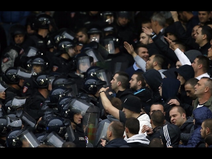 Derby Belgrado, incidenti e 3 feriti