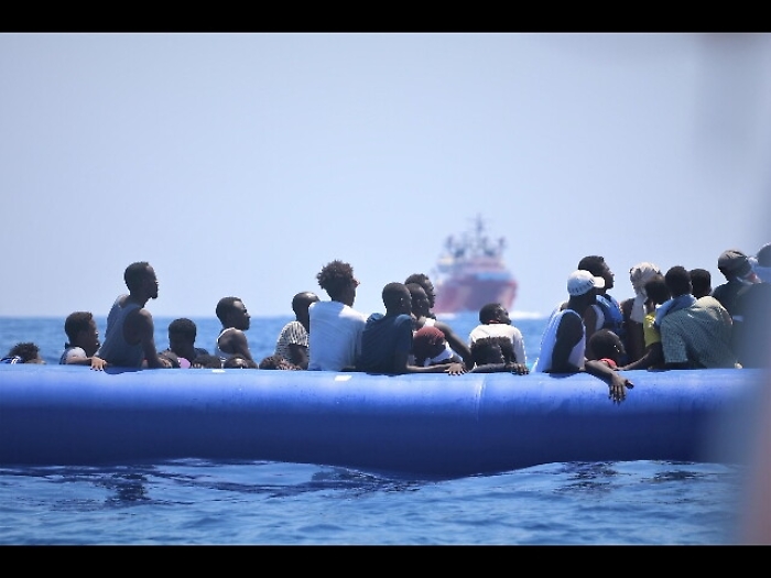 Guardacoste Libia, salvati 206 migranti