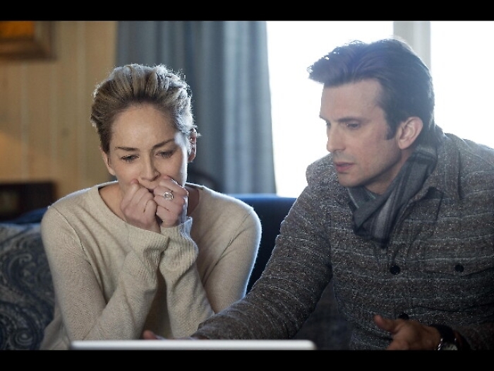 Sharon Stone torna in tv con Mosaic