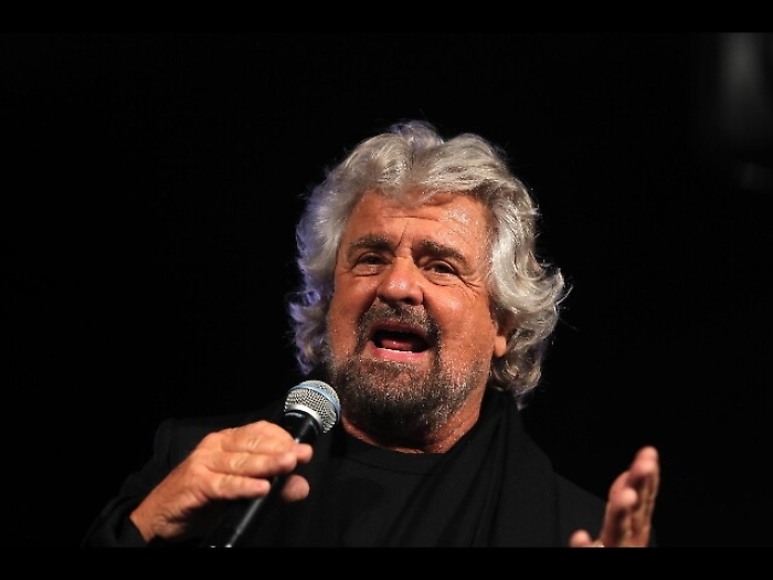 M5S: Proto mitomane. Mai sentito Grillo