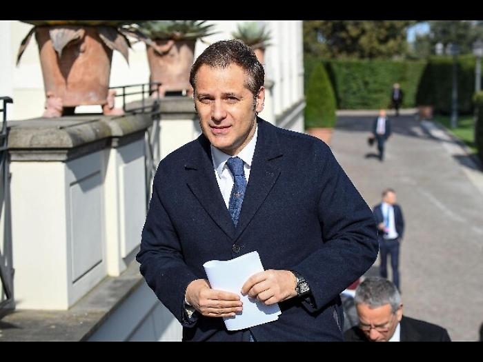 Gli Arata cercano di avvicinare (senza riuscirci) anche Mattarella