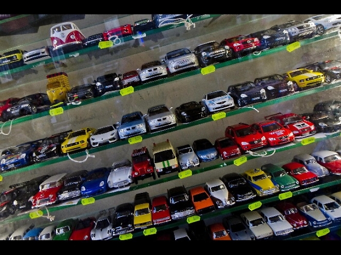 Katainen, risponderemo a dazi auto Trump