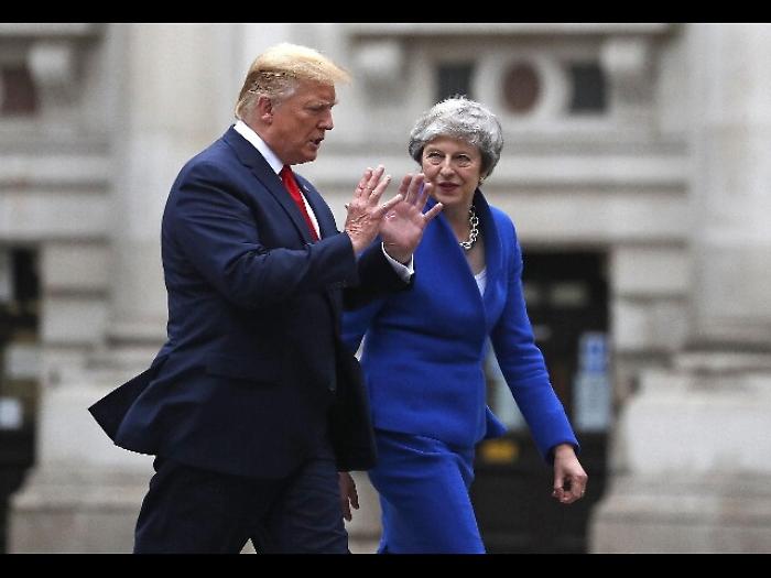 Trump non incontra Corbyn, '&egrave; negativo'