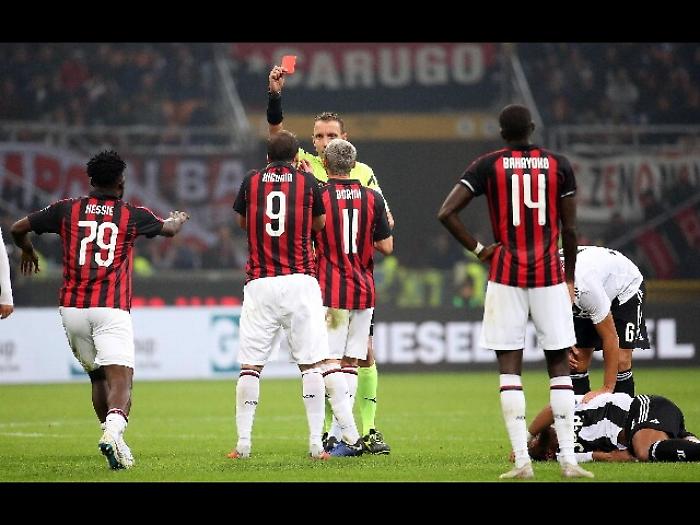 Calcio, 2 turni squalifica a Higuain