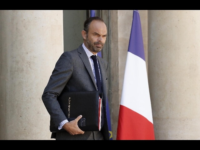 Francia: Philippe a Eliseo per rimpasto