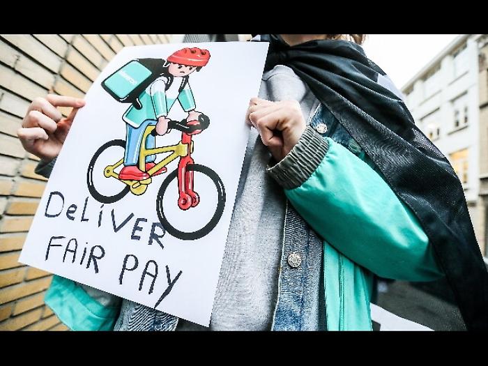 Francia: sciopero rider per la finale