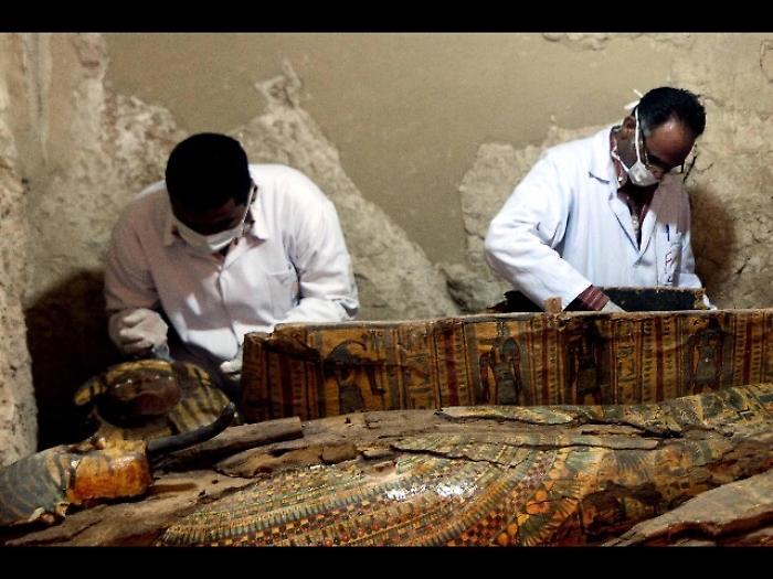 Scoperte mille statue in tomba a Luxor