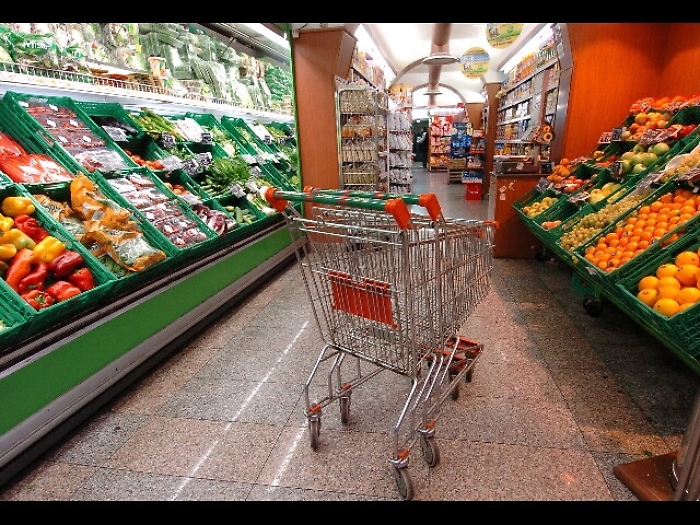 Istat, prezzi carrello della spesa -0,1%