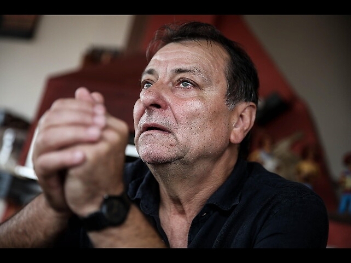 Braccialetto elettronico per Battisti