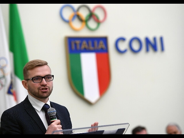 Insulti arbitro donna: Valente condanna