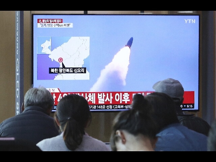 Corea Nord lancia altri 2 missili
