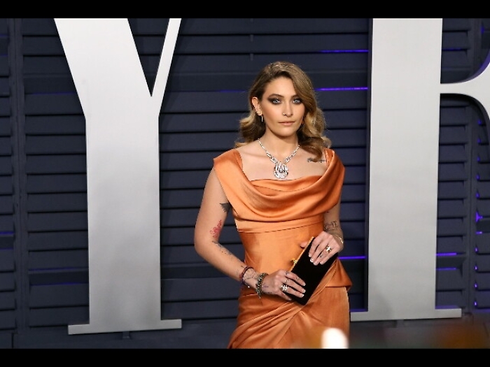 Figlia Michael Jackson tenta il suicidio