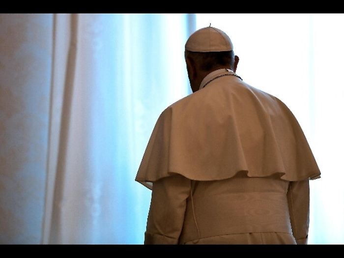 Papa: non aiutare lavoro sporco morte