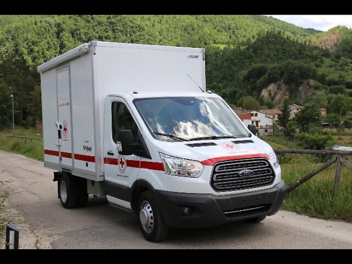 Terremoto: arriva la lavanderia mobile