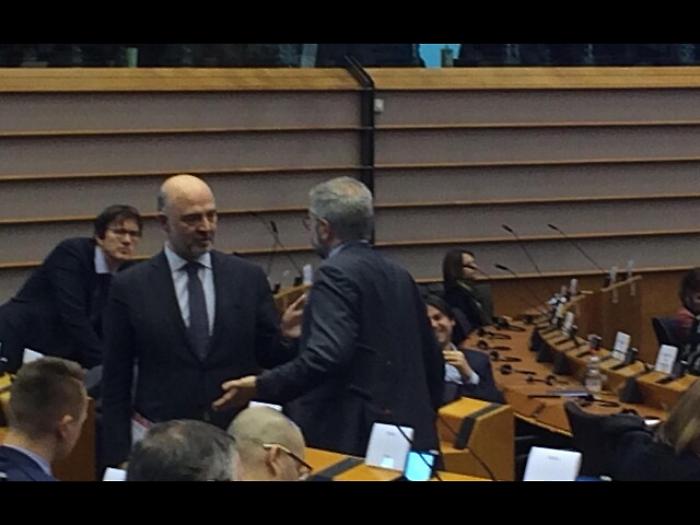 Ue: in Italia squilibri eccessivi