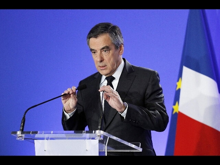 Fillon, serve una coalizione anti-Isis