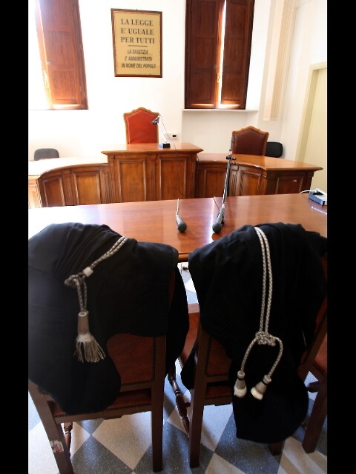 Croci in cambio Paradiso, a processo