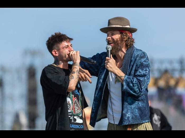 Rkomi in duetto con Jovanotti