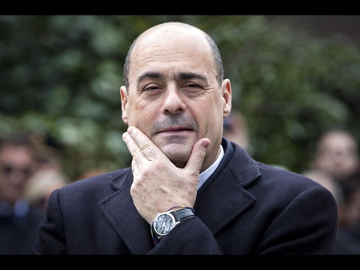 Zingaretti depone corona a Altare Patria