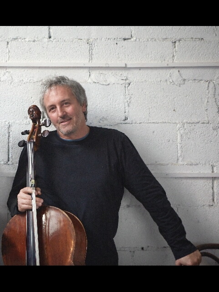 Mario Brunello e Bach, the dark side of the music