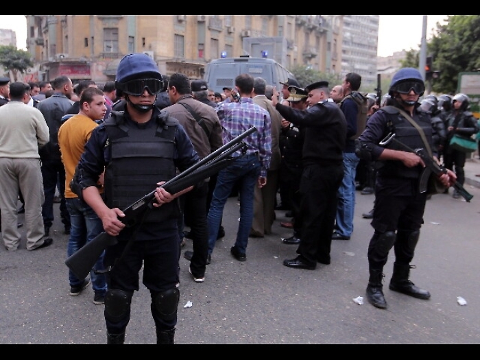 Egitto: Hrw, arrestati 40 attivisti