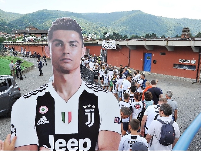 Niente riposo, CR7 lavora in palestra