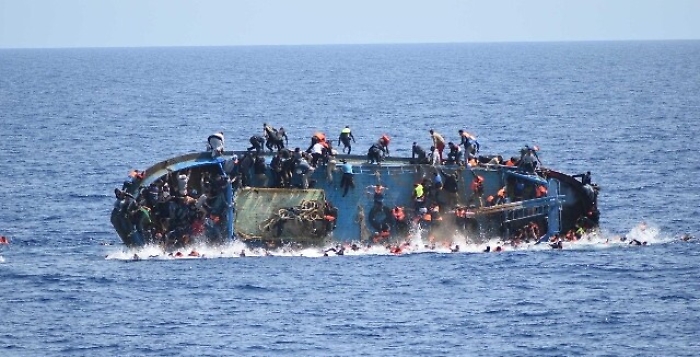 Migranti, assolti presunti scafisti del "barcone della morte"