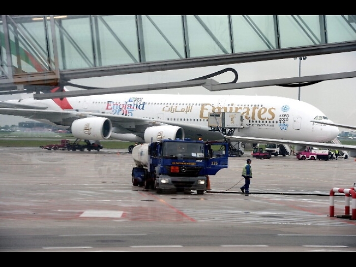 Emirates riduce voli per Usa