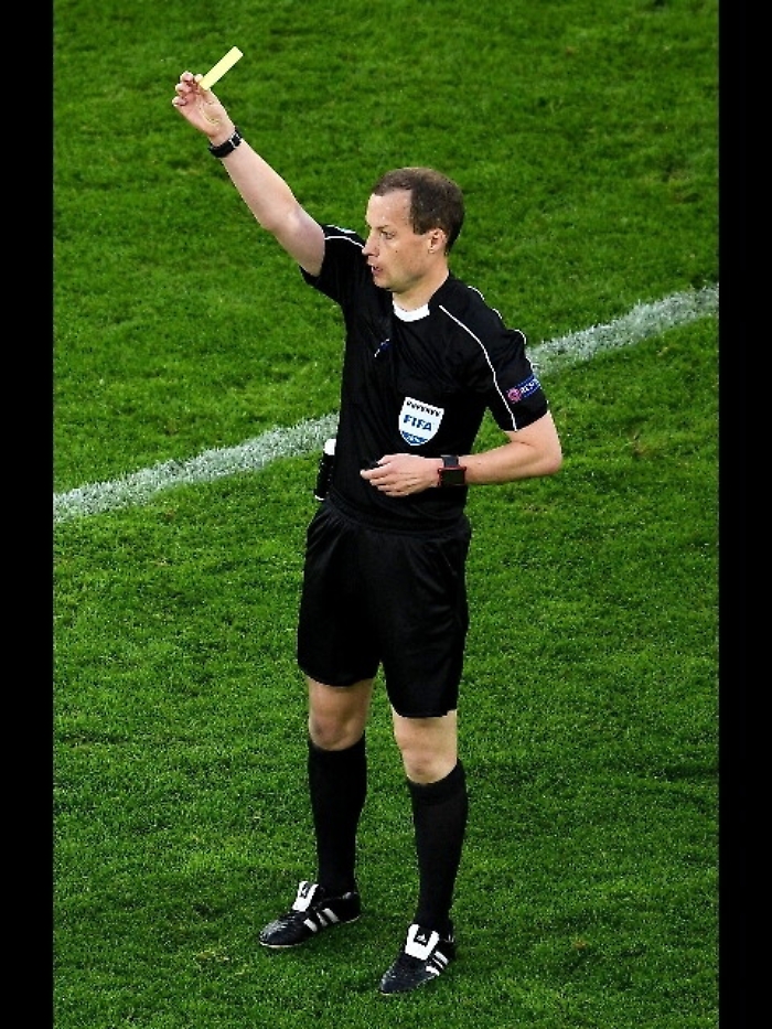 Napoli-Feyenoord:arbitra scozzese Collum