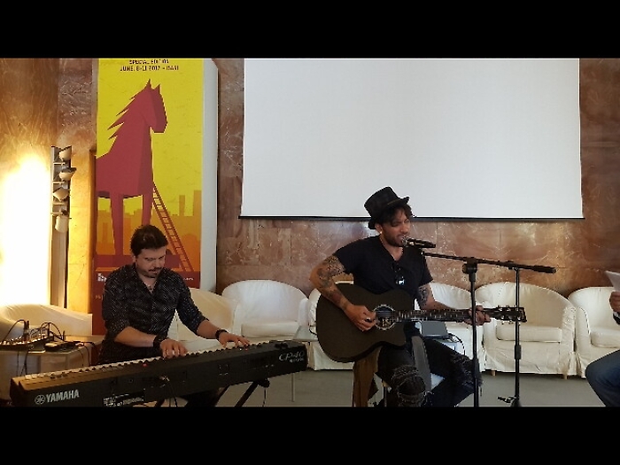 Musica: Moro, progetto con 2 colleghi