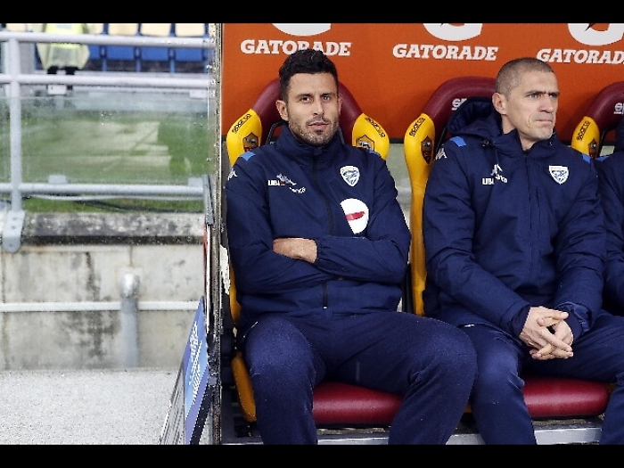 Calcio: Brescia; in 300 per incitare la squadra in ritiro