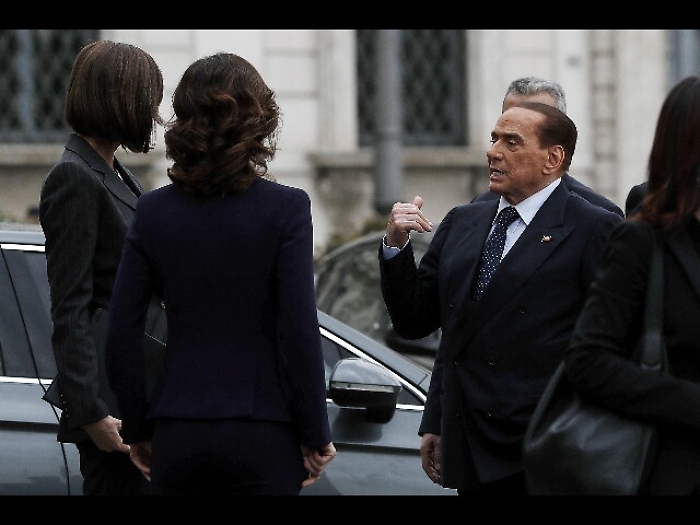 Berlusconi, Salvini non lascia
