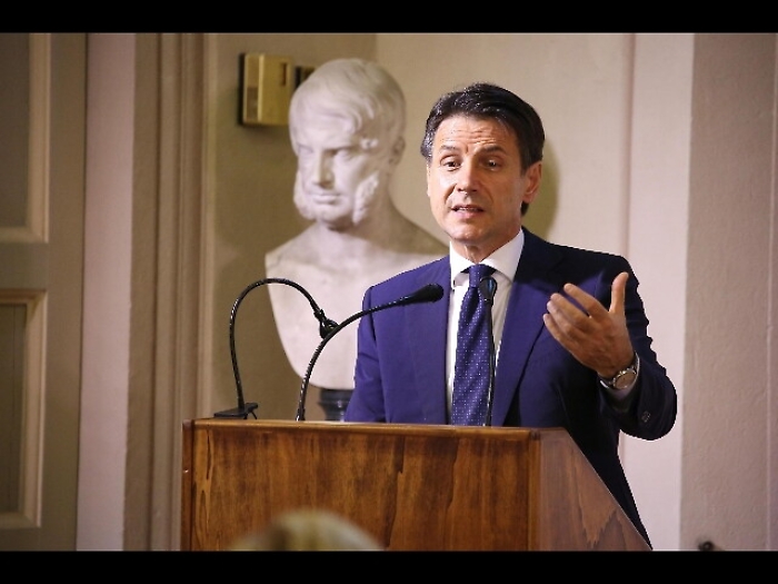 Conte, ingiustificato allarme sanatorie