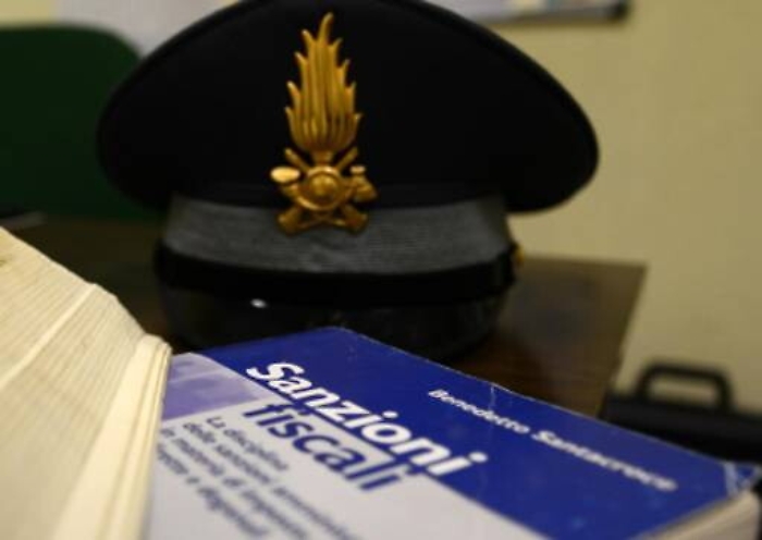 Truffa e riciclaggio, sequestrati 7 milioni a imprenditore;