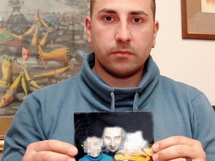 &laquo;Bambini, pap&agrave; arriva in Cina&raquo;. La battaglia di un catanese per i figli