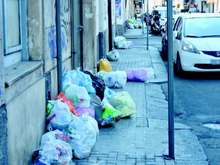 Catania, "Garbage affair": due Gup  per le richieste di rinvio a giudizio