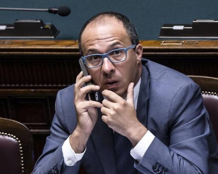 Solidariet&agrave; di Faraone a personale Ove