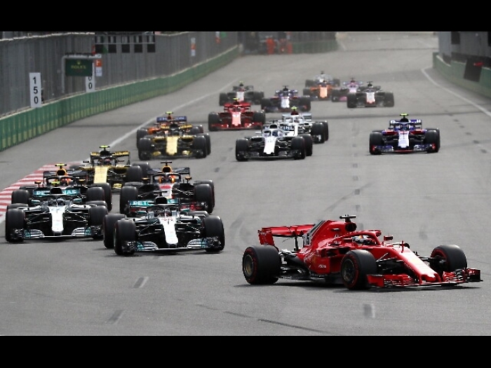 Gp Azerbaigian, vince Hamilton