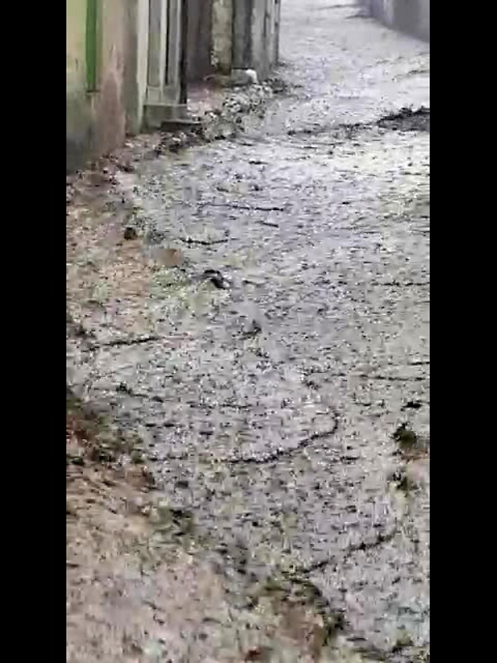 Bomba acqua in Veneto,paese invaso fango