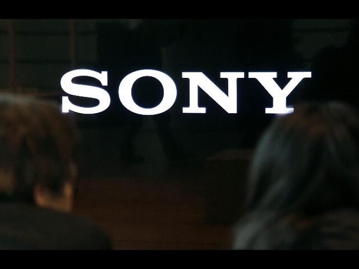 Sony: stime utili anno quasi triplicate