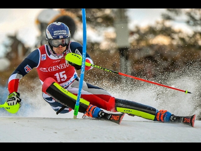 Sci, slalom Levi, al comando Hirscher