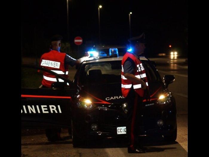 Matrimoni fittizi per permesso, blitz Cc