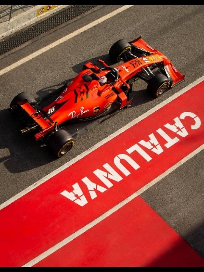 F1: test, pochi giri per la Ferrari