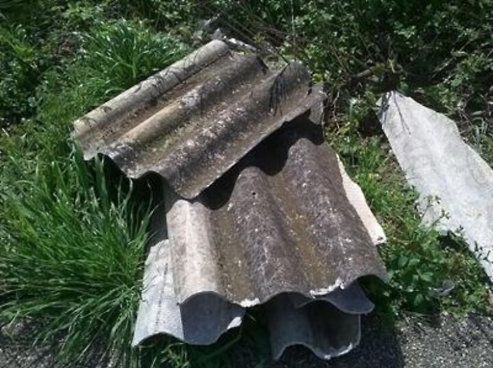 Amianto: in Italia ancora presente in 370 mila strutture