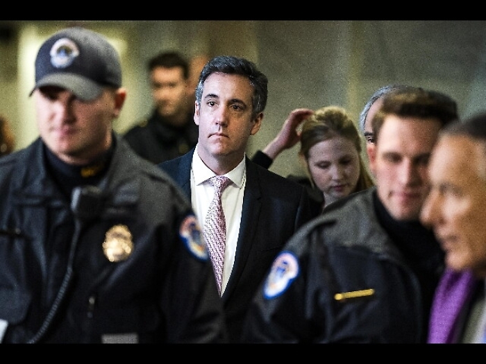 Cohen, 'Trump sapeva di mail Wikileaks'