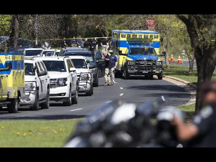 Texas, esploso pacco in centro FedEx
