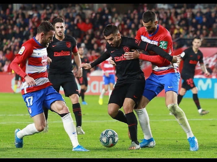 Liga: l'Atletico Madrid frena, 1-1 con il Granada